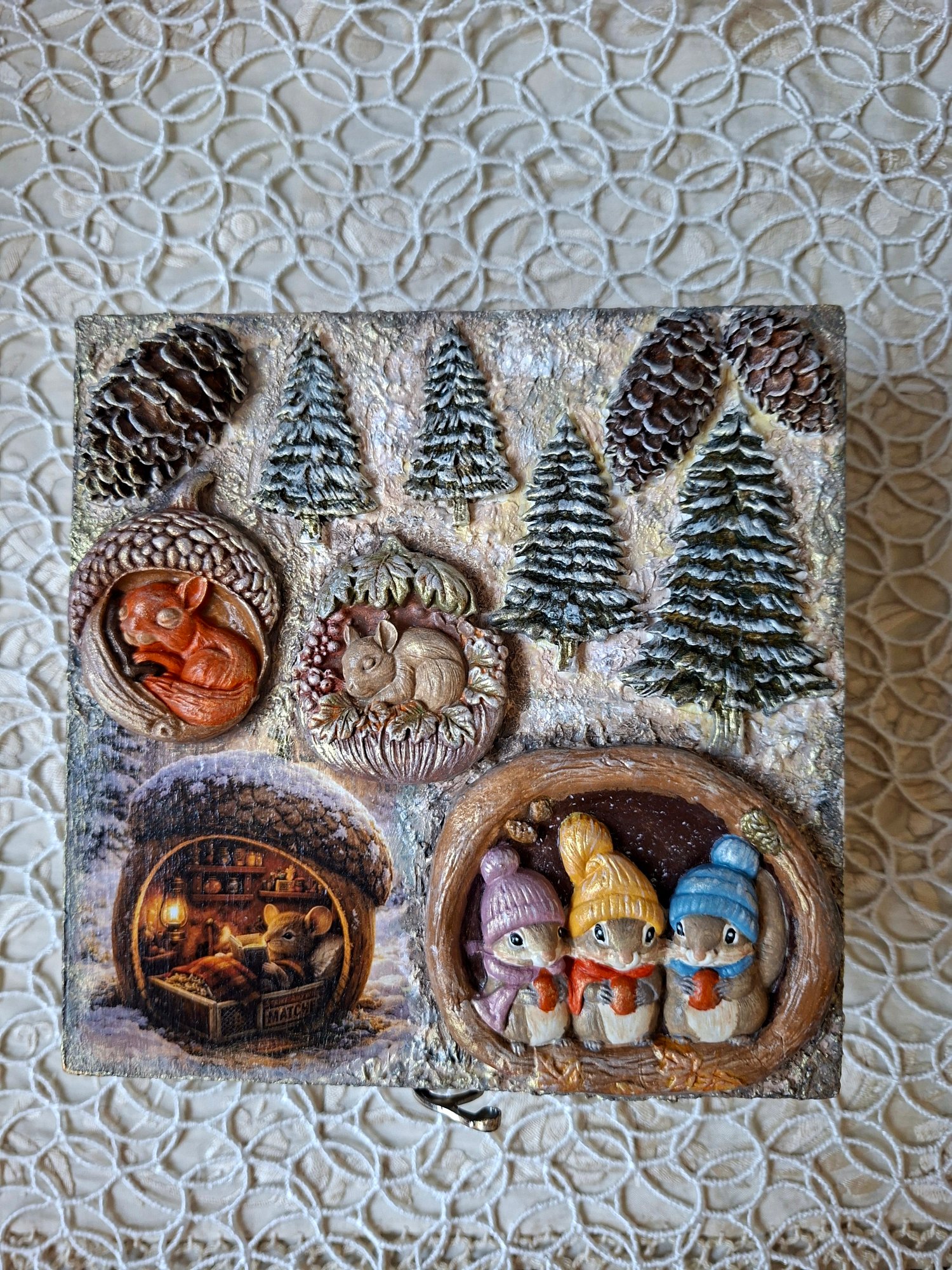 Шкатулка "норка",выполненная в технике "декупаж " — decor pentru casă lucrat manual, Little Art House  / Ceramic & Decoupage
