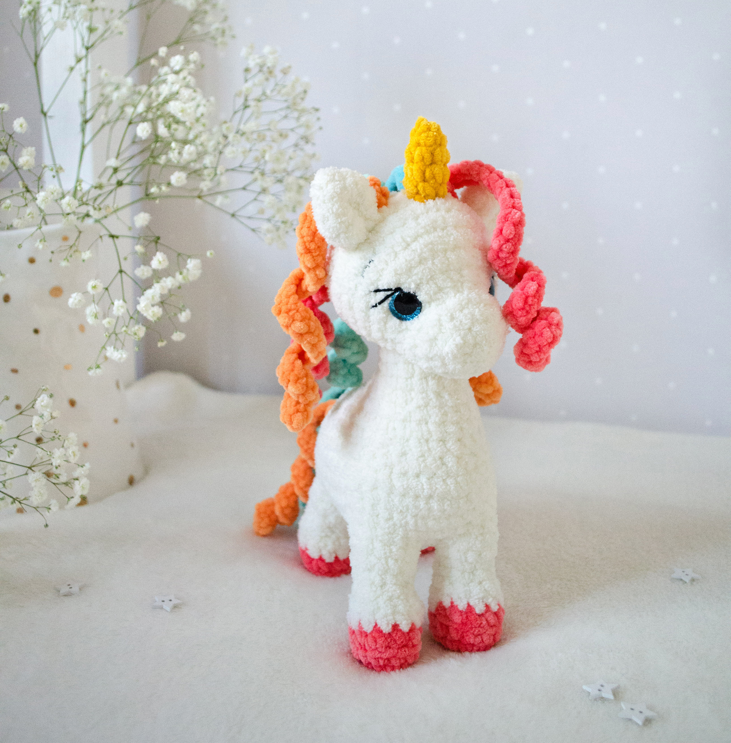 Unicorn de plus — jucării croșetate lucrat manual, ViKnitPassion