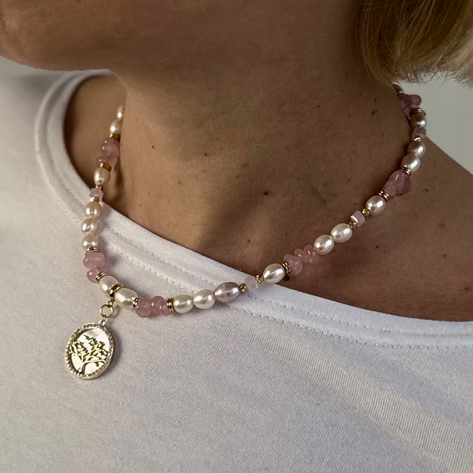 Colier din perle naturale — coliere și pandantive lucrat manual, Touche Accessories