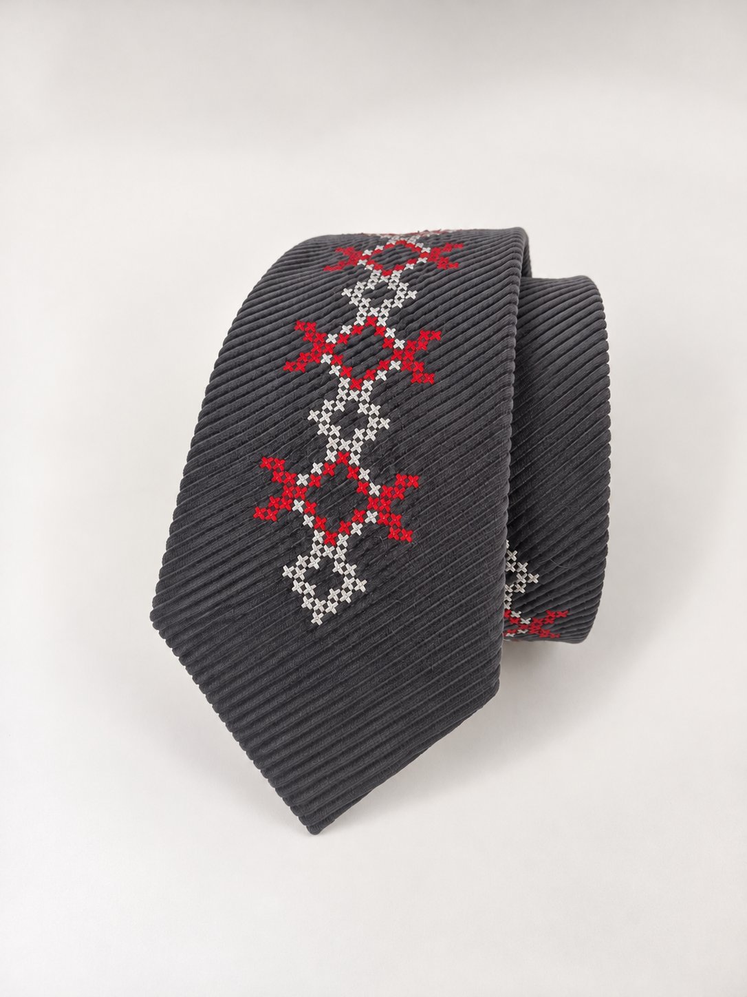 Cravată — îmbrăcăminte și accesorii lucrat manual, Deea